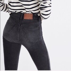 Madewell, 10" High Rise, Skinny Jeans, black/gray wash, raw hem, size 28